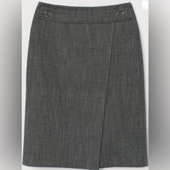 H&M - Black and White Herringbone Midi Skirt - Size 2 - NWOT - Picture 2 of 8